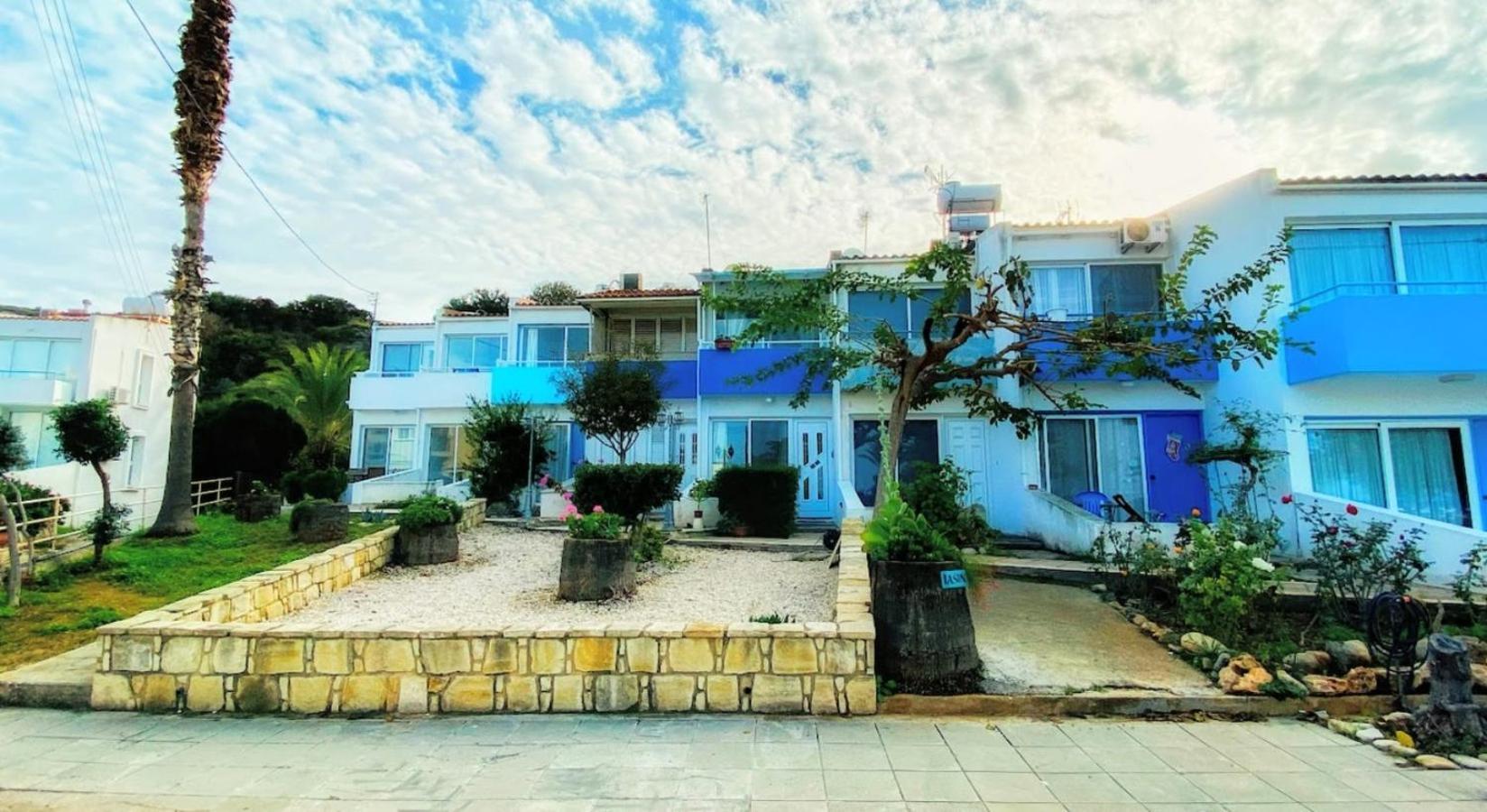 Justsmile - Seaview Maisonette In Latchi Polis Exterior photo